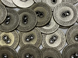 Italienischer Designer Metall Knopf "LP" "Album" Design Antik Silber 15, 20, 23mm 2h - Bild 1 von 12