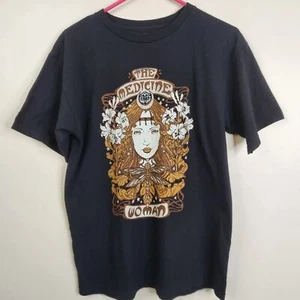 Camiseta The Medicine Woman Cosecha Luna Libélula Manga Corta Frontal Gráfico M - Imagen 1 de 4