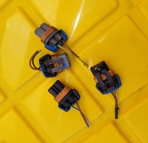 4x BMW E36 US headlight pigtail 325is 325i 318is 328i M3 head light - Picture 1 of 1