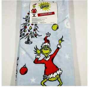 Dr. Seuss The Grinch Whoville Christmas Oversized Throw Blanket 50x70” Max Cindy