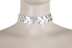 Genial Mujeres Delgada Tela Plateada Banda Gargantilla Moda Collar Estilo Griego Elegante - Imagen 1 de 11