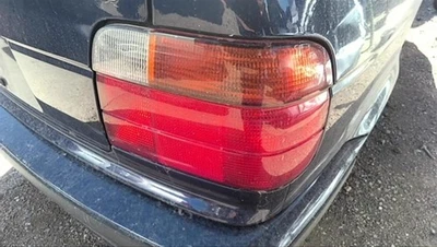 Luz trasera derecha pasajero hatchback para BMW 318i 95-99 30769188 Foto 1 de 4