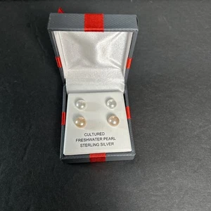 Juego de 2 pares de aretes de perlas cultivadas de agua dulce de plata de ley caja de regalo - Imagen 1 de 2