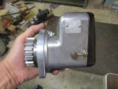 Magneto Wico XH reconstruido para adaptarse a motores de gas IHC McCormick LA y lb 1-1/2-2-2-hp Foto 1 de 4