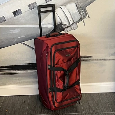 Briggs & Riley Transcend 29" Rolling Duffle Bag TDUD529 - Red (Pre-Owned) - Image 1 of 4