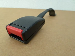 Opel Calibra  Gurtschloß vorne links Gurtpeitsche 90356416 - Bild 1 von 4