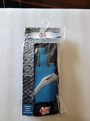 Cuda Bait Gloves Adult Size M NWT Medium - Fishing Boating - Image 1 of 2