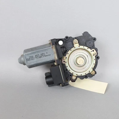 1996-2003 Volkswagen Eurovan Left Front Door Window Motor 7D0959801C OEM Used - Image 1 of 4