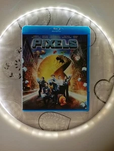 Pixels - Adam Sandler Peter Dinklage Blu Ray Nuovo - Picture 1 of 2