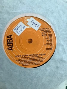 ABBA Does your Mother Know 7" Single 1979. Epic Records - Picture 1 of 2