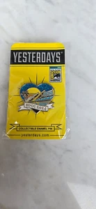 2024 SDCC COMIC CON YESTERDAYS GLITTER CONVENTION CENTER HEART PIN VARIANT LE - Picture 1 of 1
