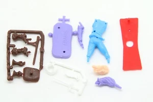 Ü Uovo Ferrero Kinder ovetto - figurine moschettieri 1977 Aramis - Foto 1 di 2
