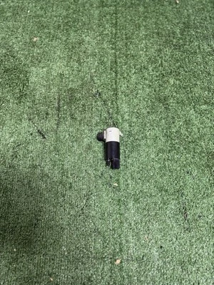 Nissan Máxima S 2017 limpiaparabrisas delantero lavadora conjunto de bomba de fluido OEM Foto 1 de 4