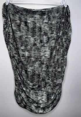 Falda ajustada acanalada con curvas Catherines midi verde jaspeado negra playa mamá 4X Plus Foto 1 de 4