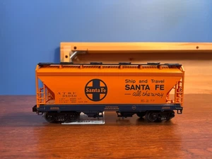 MTH 20-97519 Santa Fe 2-Bay Centerflow Hopper LN/Box - Picture 1 of 6