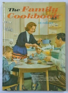 Marguerite Patten - The Family Cookbook In Colour HC - Imagen 1 de 1