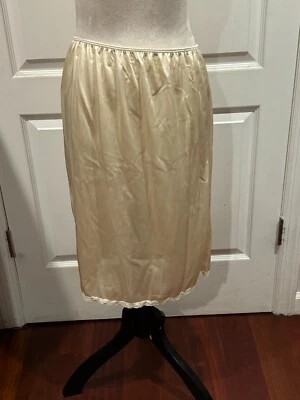 Mujer Media Slip Beige Talla L 24"Lx18"W Foto 1 de 2