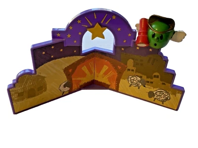 Veggie Tales Belén Figura Pesebre Establo con Ángel Repuesto 2000 Juego Foto 1 de 4