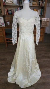 Vintage Wedding Dress Size 4-6 Ivory Satin With Lace Bodice 1960s Or 70s - Picture 1 of 17