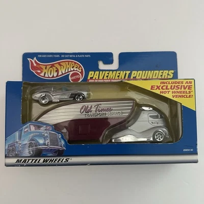 Hot Wheels Pavement Pounders Transporter Mattel ExclusiveSilver Porsche 89850-92 - Image 1 of 4