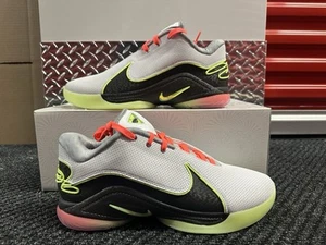 Nike LeBron XXII 22 'Moonlight' White Volt Pink FZ1094-101 Men's Size 11.5 - Picture 1 of 7