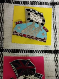 SPEEDWAY BADGE IN SILVER  PREMIER LEAGUE  RIDERS CHAMPIONSHIP  1995 - Picture 1 of 2