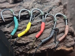 3 or 5 Ready Tied PVA SOLID BAG RIGS - Choice of kickers - Korda Dark Matter - Picture 1 of 11