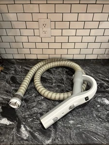 Electrolux Epic Series 6500 SR Vacuum Accessory Hose & Handle Attachment Works! - Picture 1 of 7