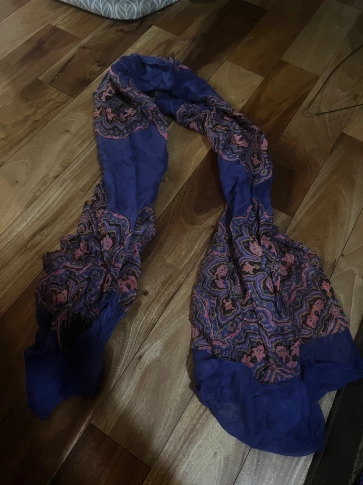 womens scarf blue/pink geometric pattern - Image 1 of 1