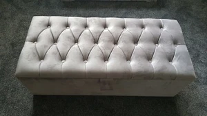 NEW OTTOMAN STORAGE BOX TOY BENCH CHESTERFIELD PLUSH VELVET Gas Lift 19 Diamond - Picture 1 of 11