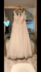 Wedding Dress Size 26 - Picture 1 of 4