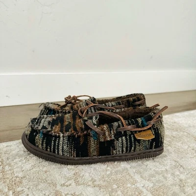 Плюшевые ковбойские тапочки Twister для мальчиков ясельного возраста с западным принтом размер 3/4 - Изображение 1 из 4