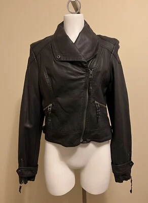 Chaqueta de moto bebe negra de imitación de cuero con cremallera frontal talla grande Foto 1 de 4