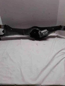 07 08 09 CADILLAC SRX WINDSHIEID WIPER MOTOR WITH TRANSMISSION - Picture 1 of 3