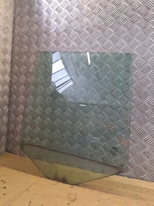 07-14 2.2 Freelander 2 Drivers Rear Window Glass (Clear) - Picture 1 of 2
