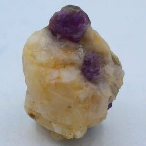 Cristaux de Rubis d' Afghanistan sur gangue/15,16 grammes - Picture 1 of 6