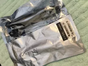 LOT 2 pcs Brand New EVGA Dual 6 Pin Female To 8 Pin Male Cable Factory Sealed - Picture 1 of 5
