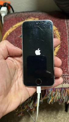 Apple iPhone 5s 16GB AT&T model A1533 - Image 1 of 2