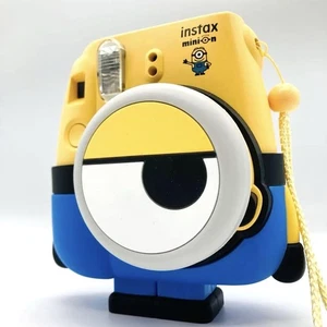 Fujifilm Instax Minion Sofortbildkamera Despicable Me Edition Polaroid Style - Bild 1 von 10