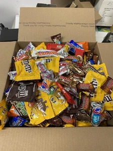Ultimate Chocolate Mix 10 lbs Bulk Assorted Candy Mix - Picture 1 of 8