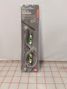 Gafas de maquillaje con lentes abatibles con aumento Kikkerland - Imagen 1 de 2