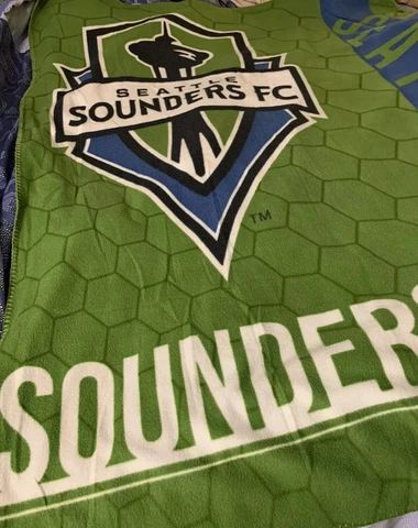 Seattle Sounders FC The Northwest Company 57” x  47” Throw Blanket -green Blue Cover