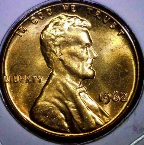 1962-P Lincoln Memorial Cent - RED GEM BU UNCIRCULATED - Free Shipping Cover