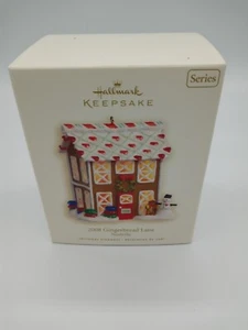 Hallmark Keepsake Ornament 2008 Gingerbread Lane Noelville nuovo con scatola - Foto 1 di 8