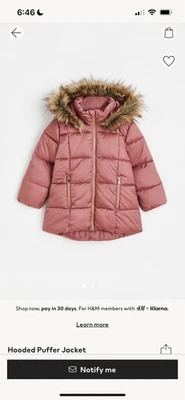 Chaqueta acolchada 4T para niñas Capucha extraíble Rosa con detalles dorados Abrigo cálido de invierno Foto 1 de 4