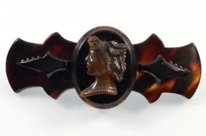 ANTICA SPILLA VITTORIANA FINTA CONCHIGLIA DI TARTARUGA ARTEMIDE DIANA CAMMEO C.1880 - Foto 1 di 4