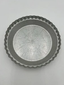 Vtg WEAR-EVER Fluted Aluminum PIE PAN Tin Plate #2865 Metal USA 10” - Picture 1 of 5