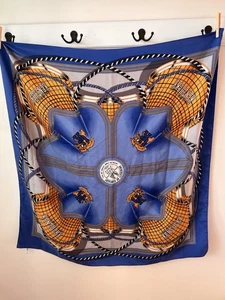 Vintage University Of Kentucky Wildcats 100% Silk Scarf 35” Square Commonwealth - Picture 1 of 7