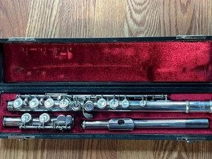 Yamaha YFL-351 Flute Solid Silver Lip Plate Pointed Key Arms - Picture 1 of 9