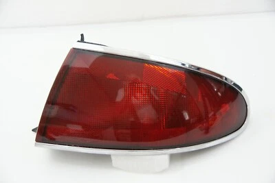 Lámpara trasera derecha Buick Century 1997-2005 OEM LUZ TRASERA Foto 1 de 3